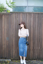 Load image into Gallery viewer, ZLLEE POLO KNIT TOP IN MOCHA
