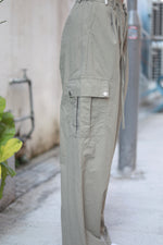 Load image into Gallery viewer, ASTER HIGHWAISTED CARGO PANTS
