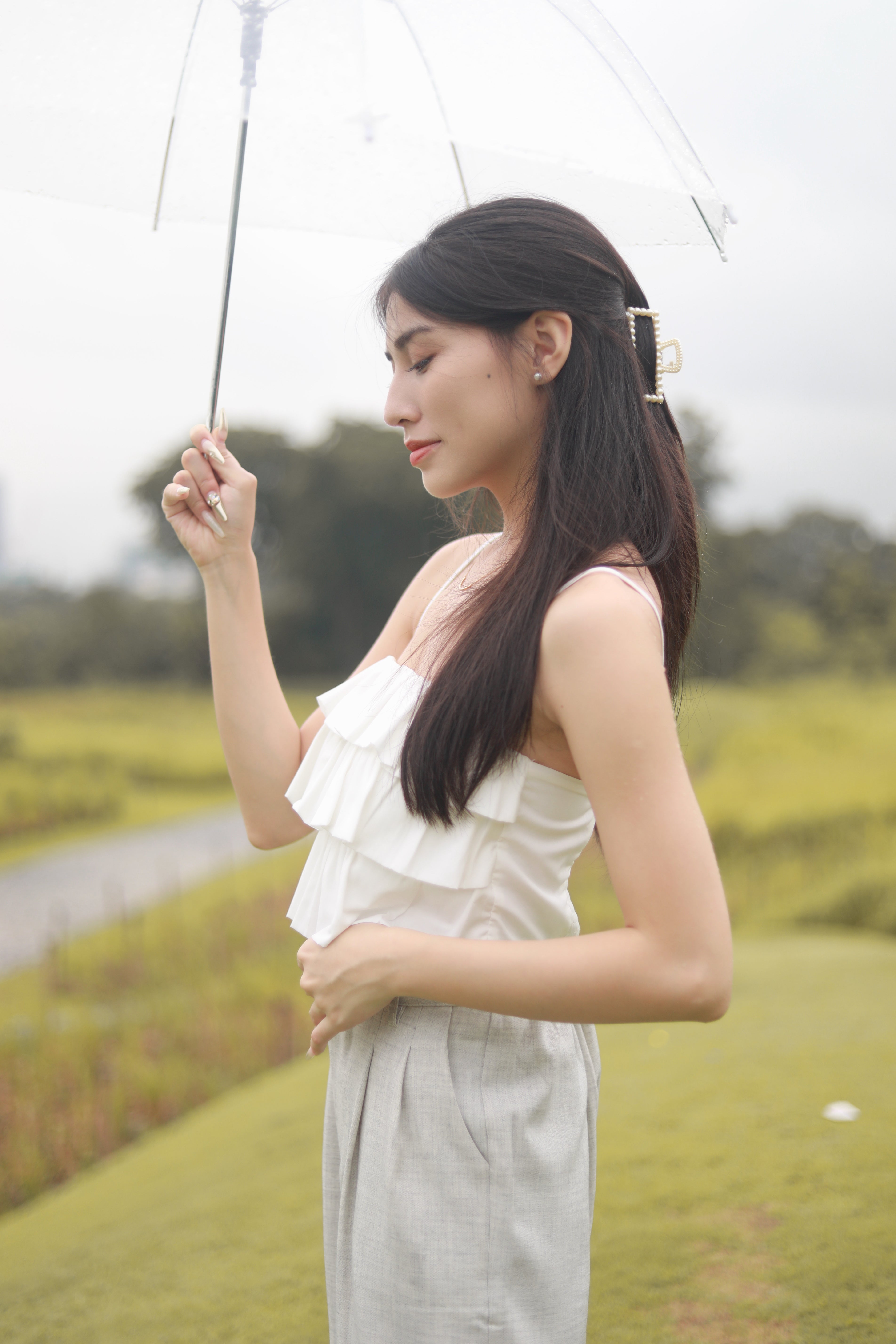 TILDA RUFFLE TOP IN WHITE