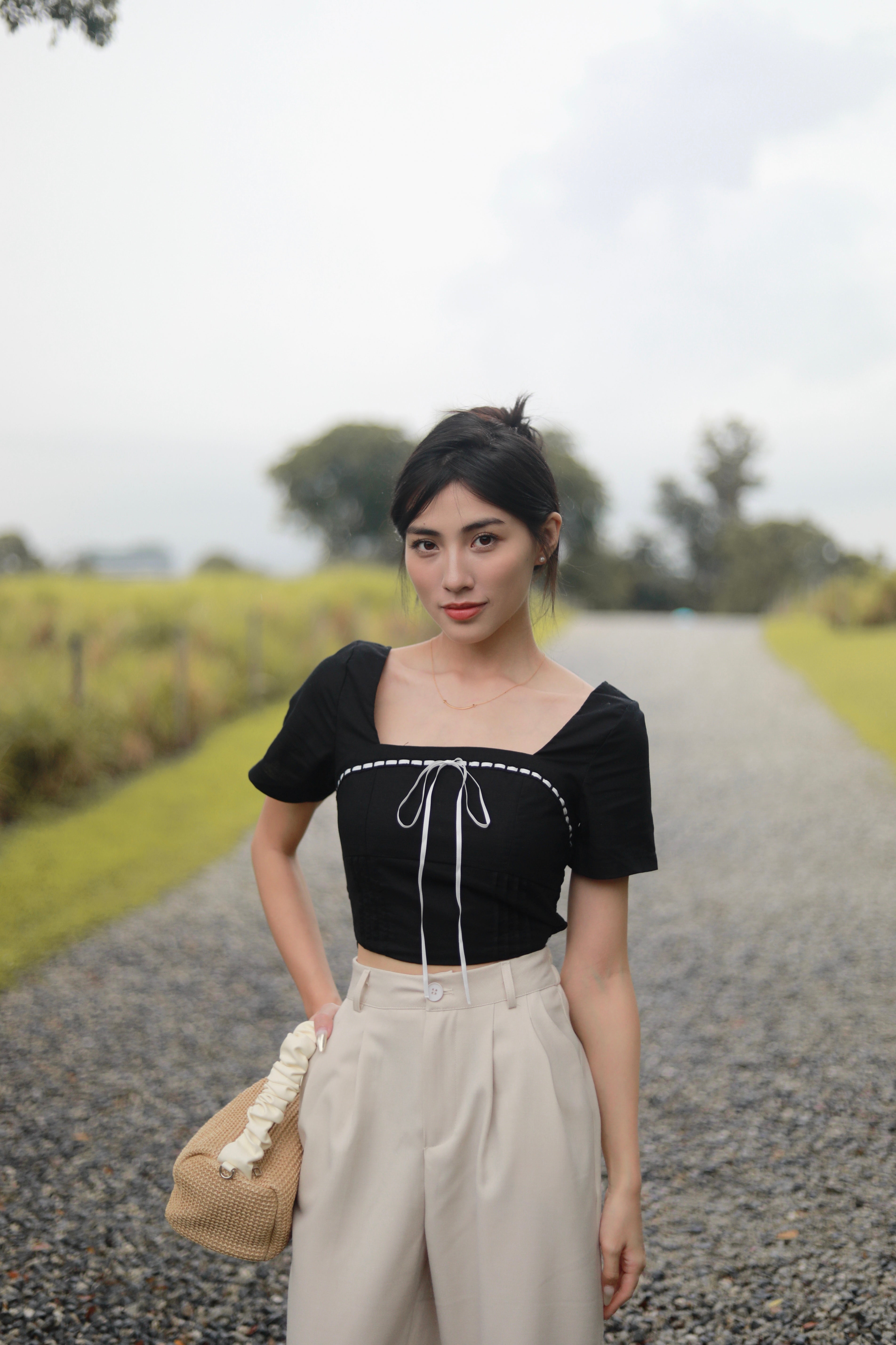 EMILIA LINEN TOP IN BLACK