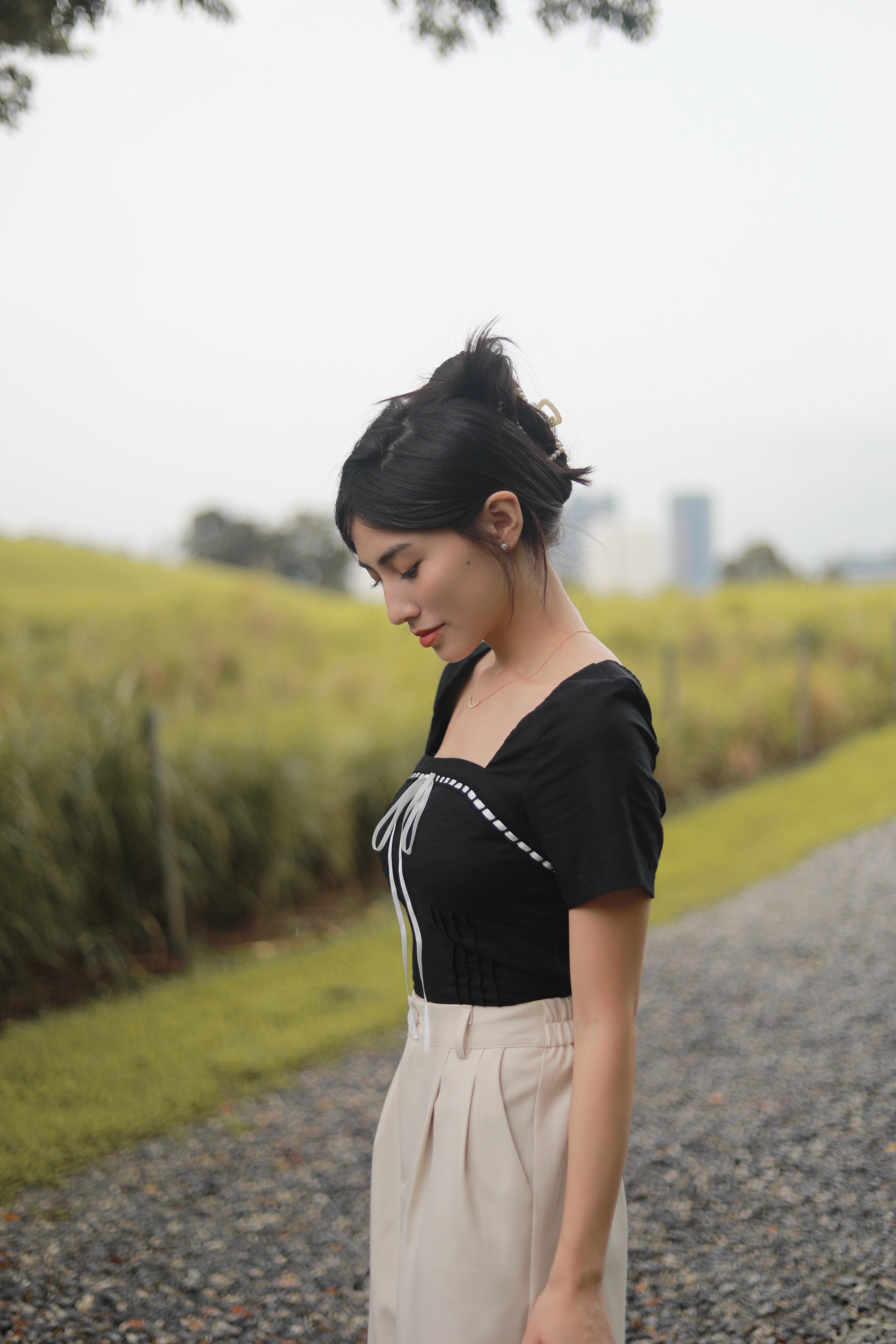 EMILIA LINEN TOP IN BLACK