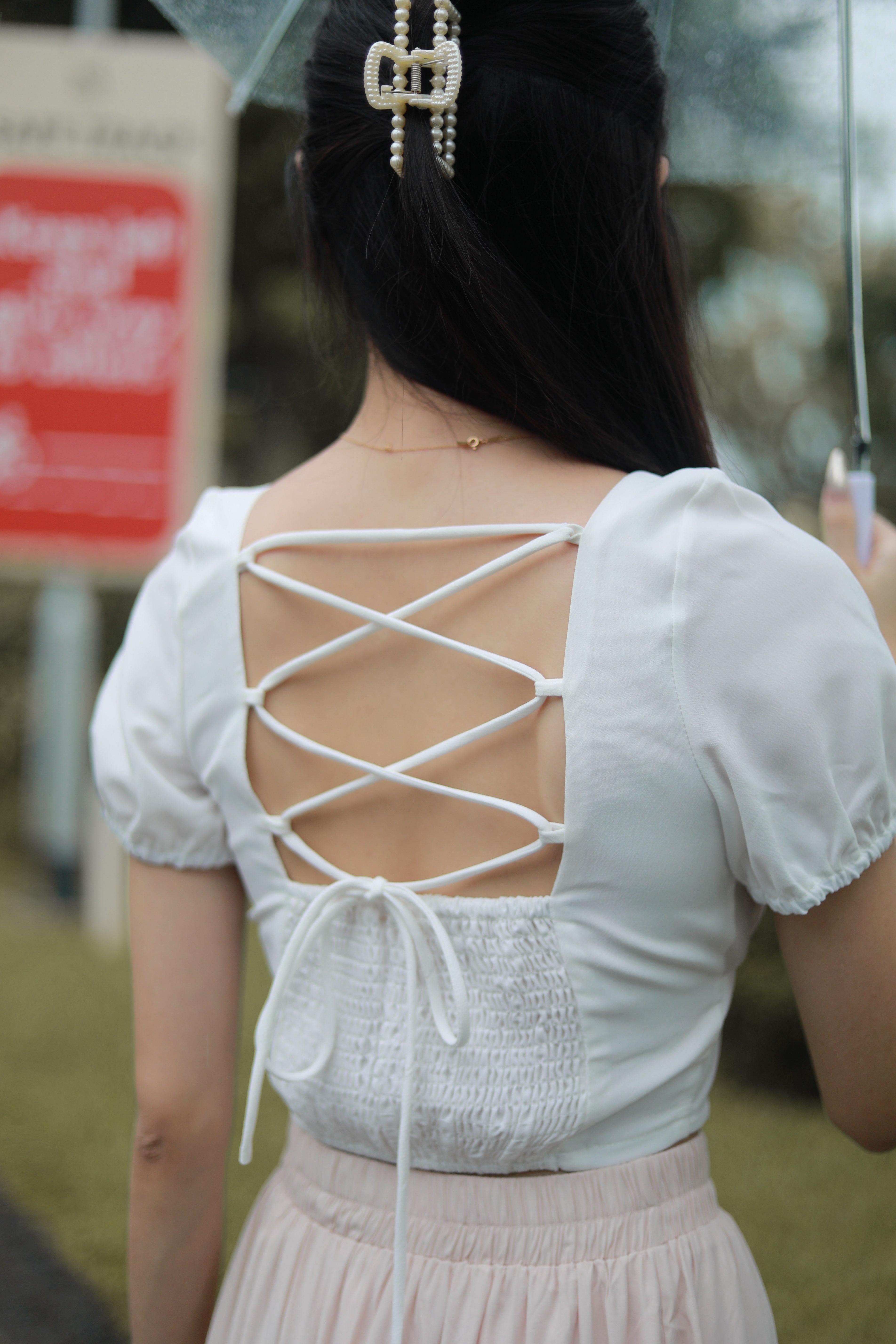 IGGY TIE-BACK TOP IN WHITE