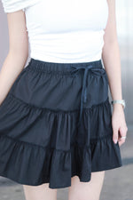 Load image into Gallery viewer, TIERED FLARE MINI RUFFLE SKORT
