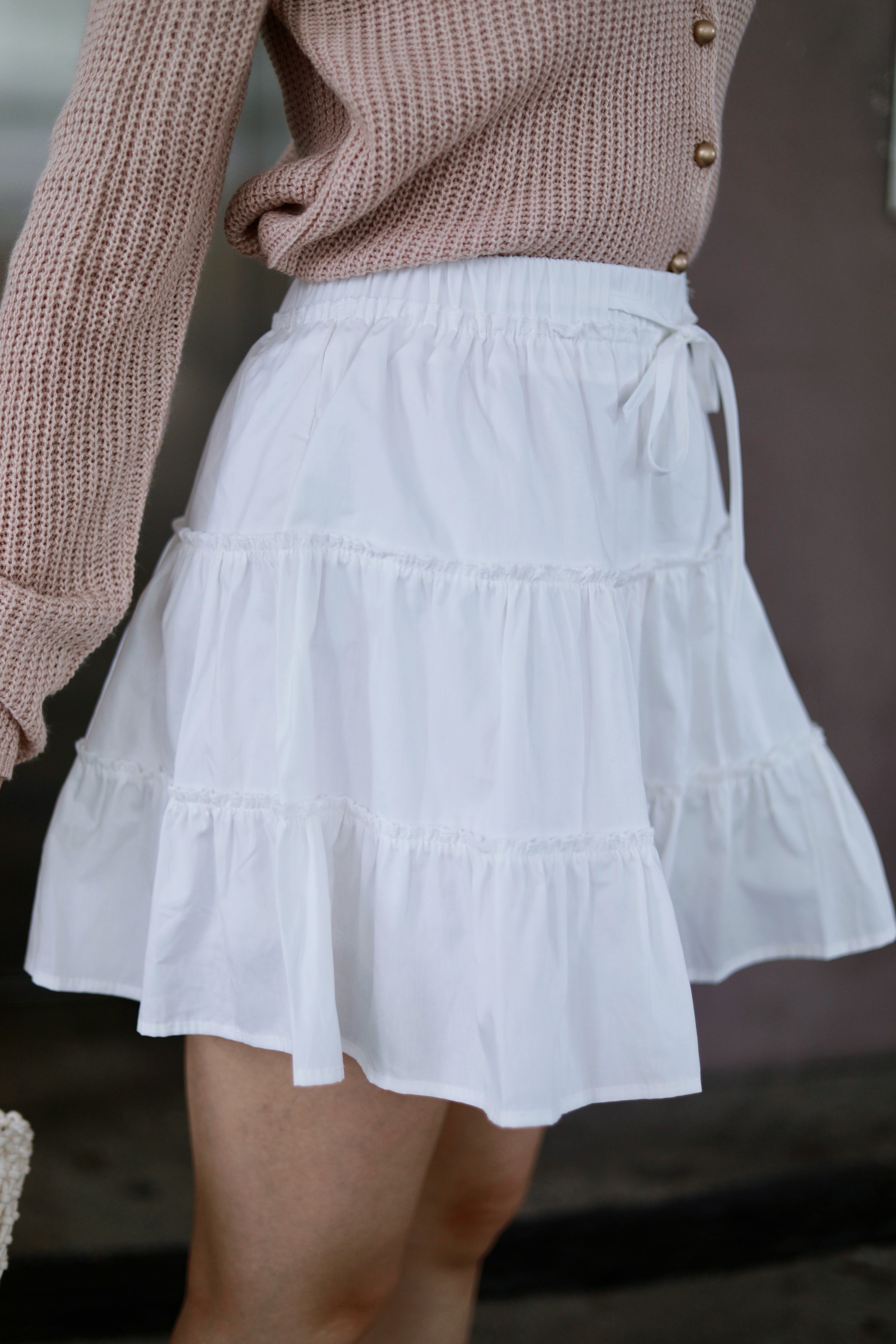 TIERED FLARE MINI RUFFLE SKORT