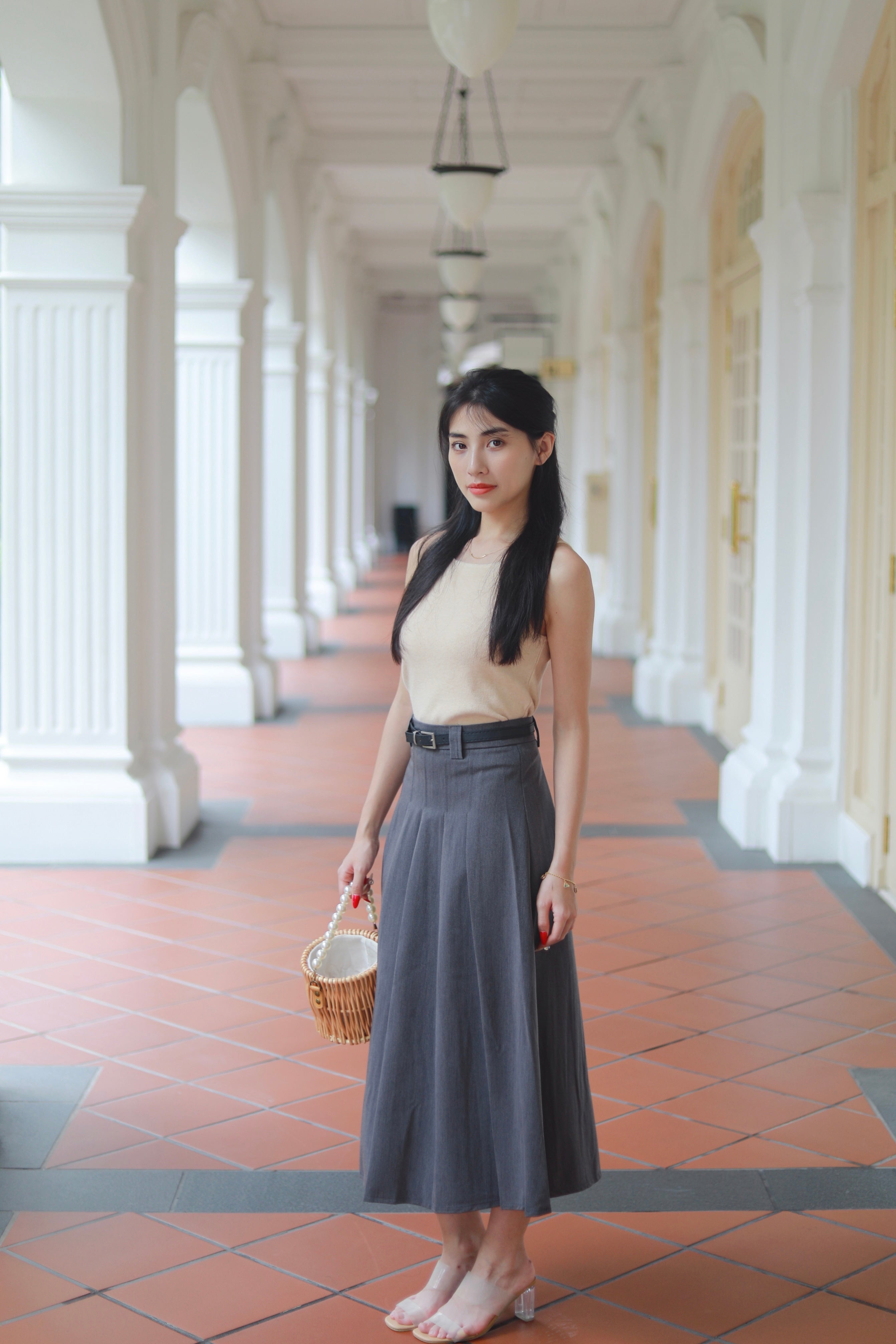 MILLE BOAT NECK KNIT SLEEVELESS TOP IN BEIGE