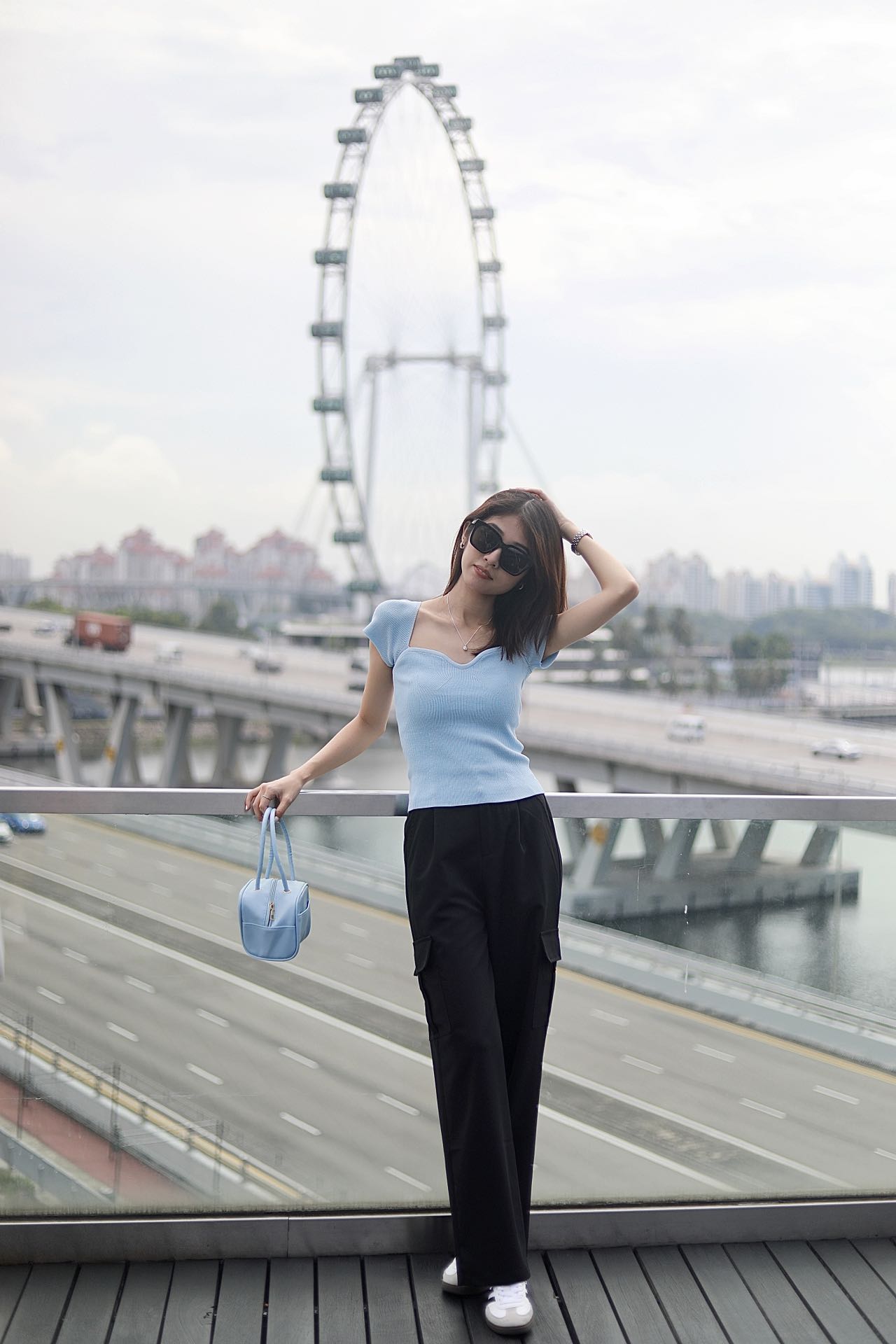 TRIVIA SWEETHEART KNIT TOP IN BLUE