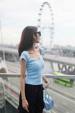 Load image into Gallery viewer, TRIVIA SWEETHEART KNIT TOP IN BLUE
