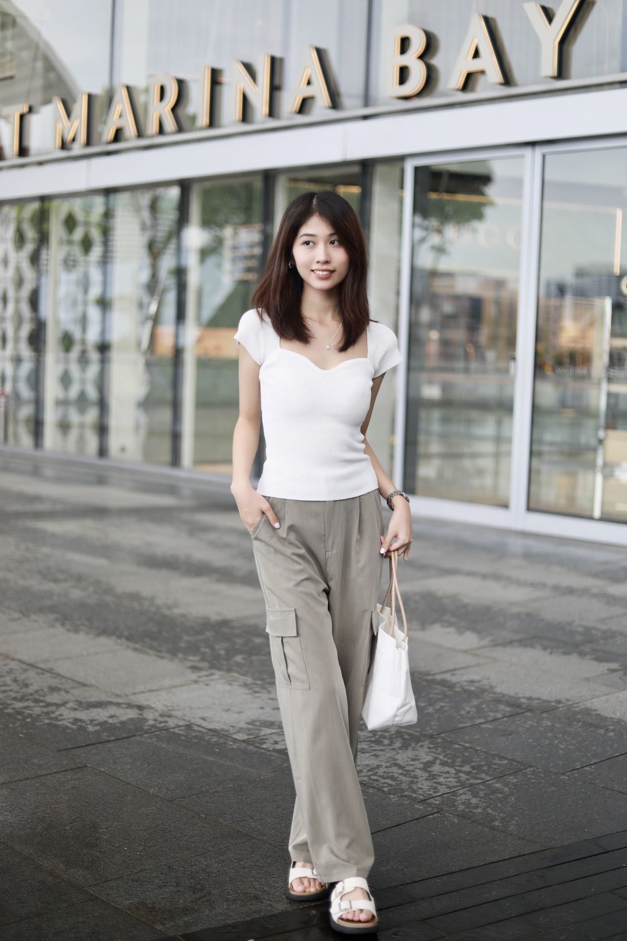 TRIVIA SWEETHEART KNIT TOP IN WHITE