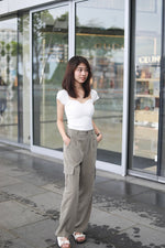 Load image into Gallery viewer, PEYTON CARGO POCKET PANTS IN UMBER
