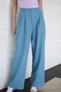 CARLA STRAIGHT CUT PANTS