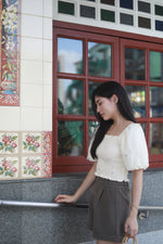 Load image into Gallery viewer, CHANTILLY SMOCKED EMBROIDERY PUFF SLEEVE TOP IN CREAM
