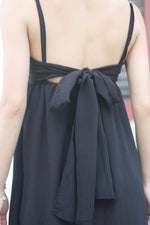 Load image into Gallery viewer, NELLE TEXTURED PADDED TIE - BACK DRESS IN BLACK
