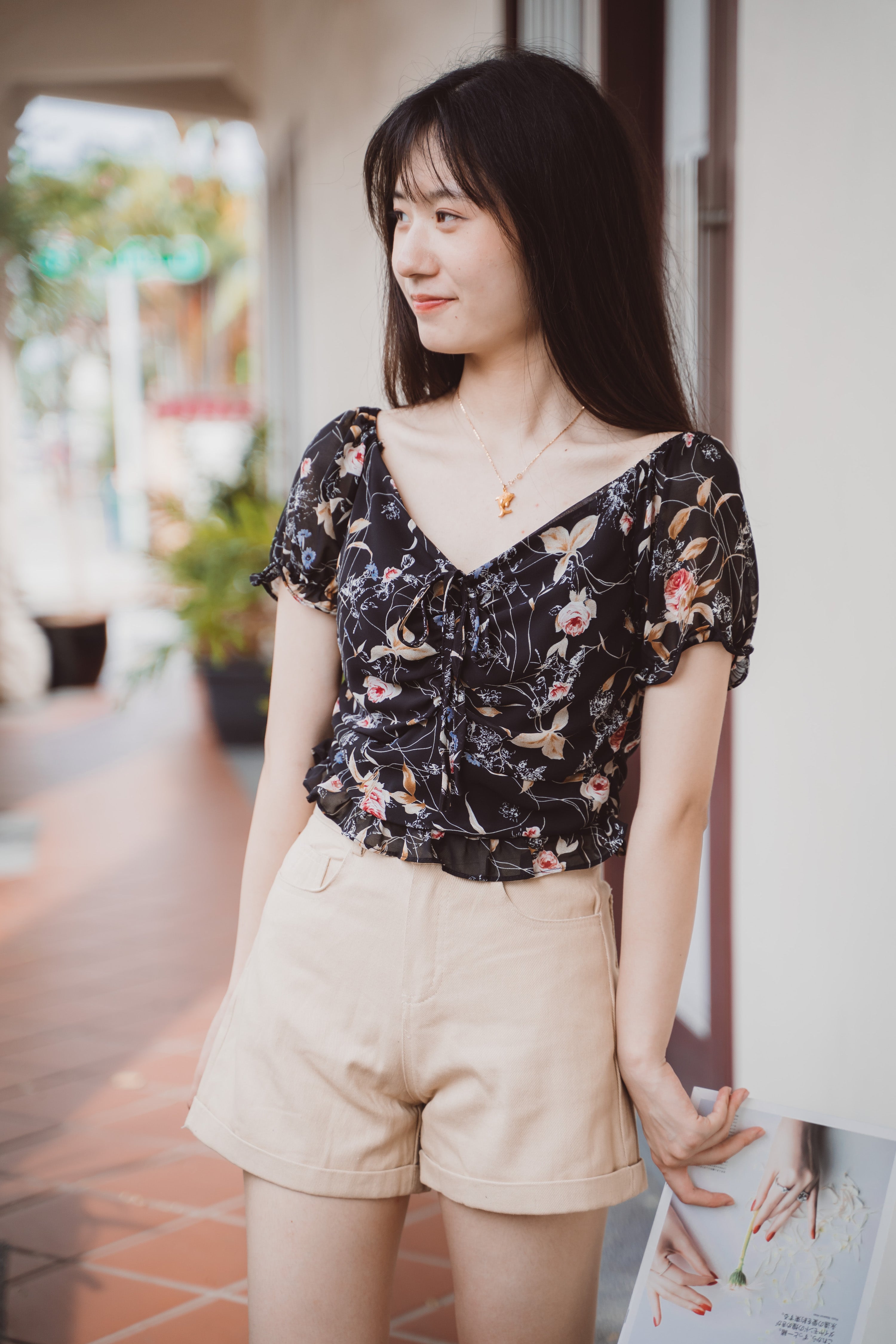 KRYSTAL 2-WAY FLORAL TOP (BLACK)