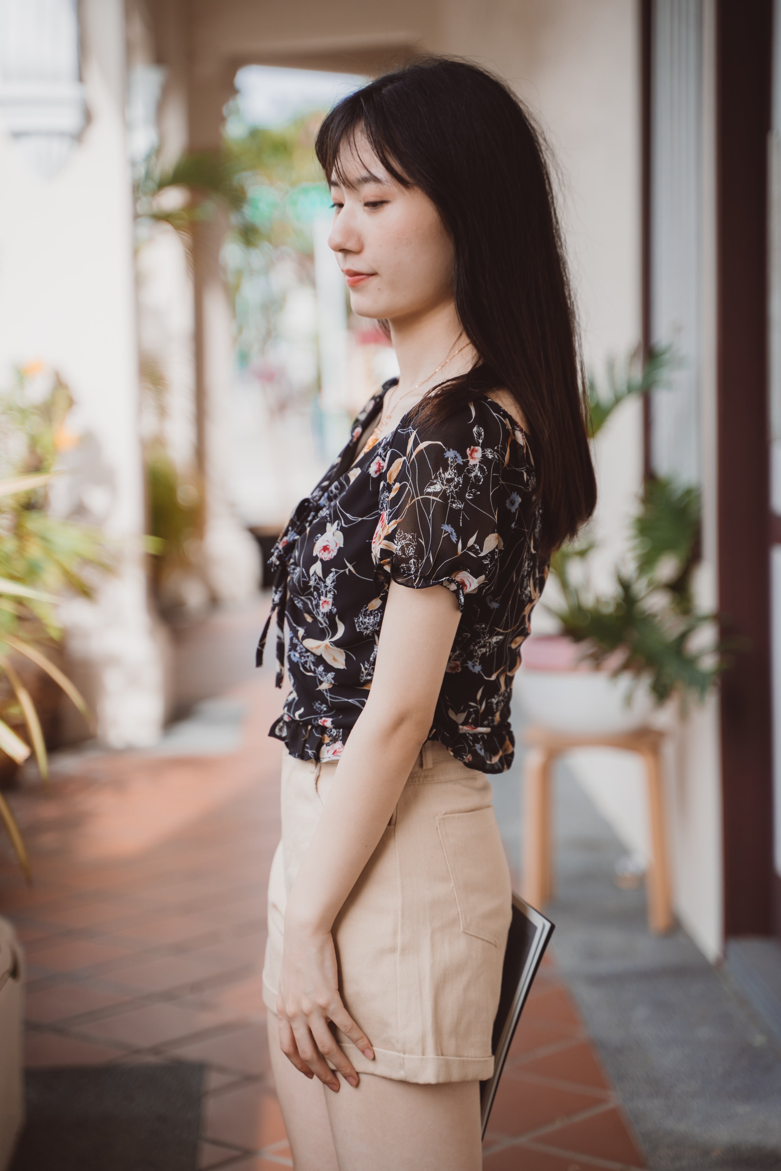 KRYSTAL 2-WAY FLORAL TOP (BLACK)