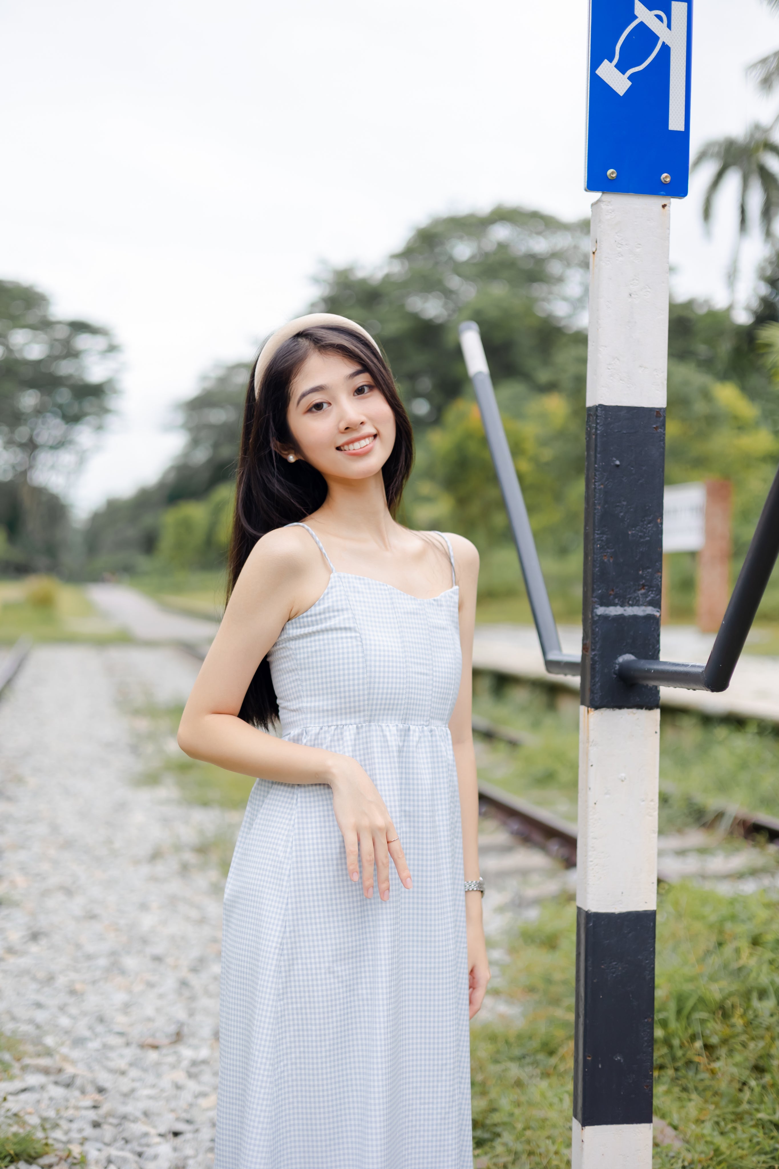 MAYBELLE FISHBONE CORSET MIDI DRESS IN BABYBLUE